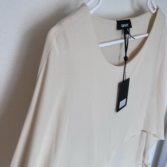 DKNY beige/cream blouse - Picture 3 of 6